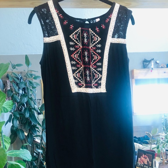 Dress - Picture 3 of 5